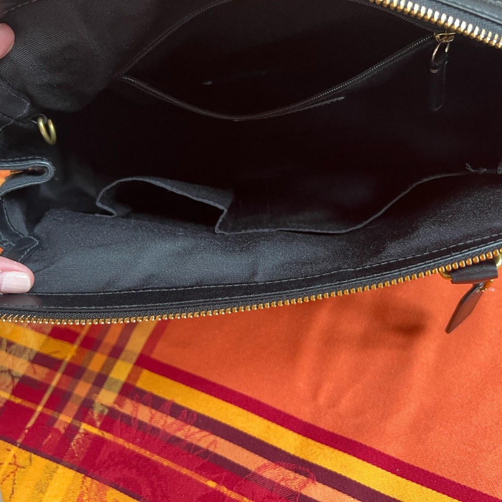 Coach satchel - Picture 6 of 16